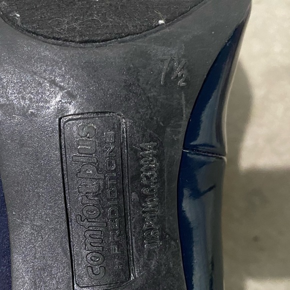 Woman's shoes-Sz 7.5  Excellent Condition Comfort Plus By Predictions High Heal - Picture 6 of 13